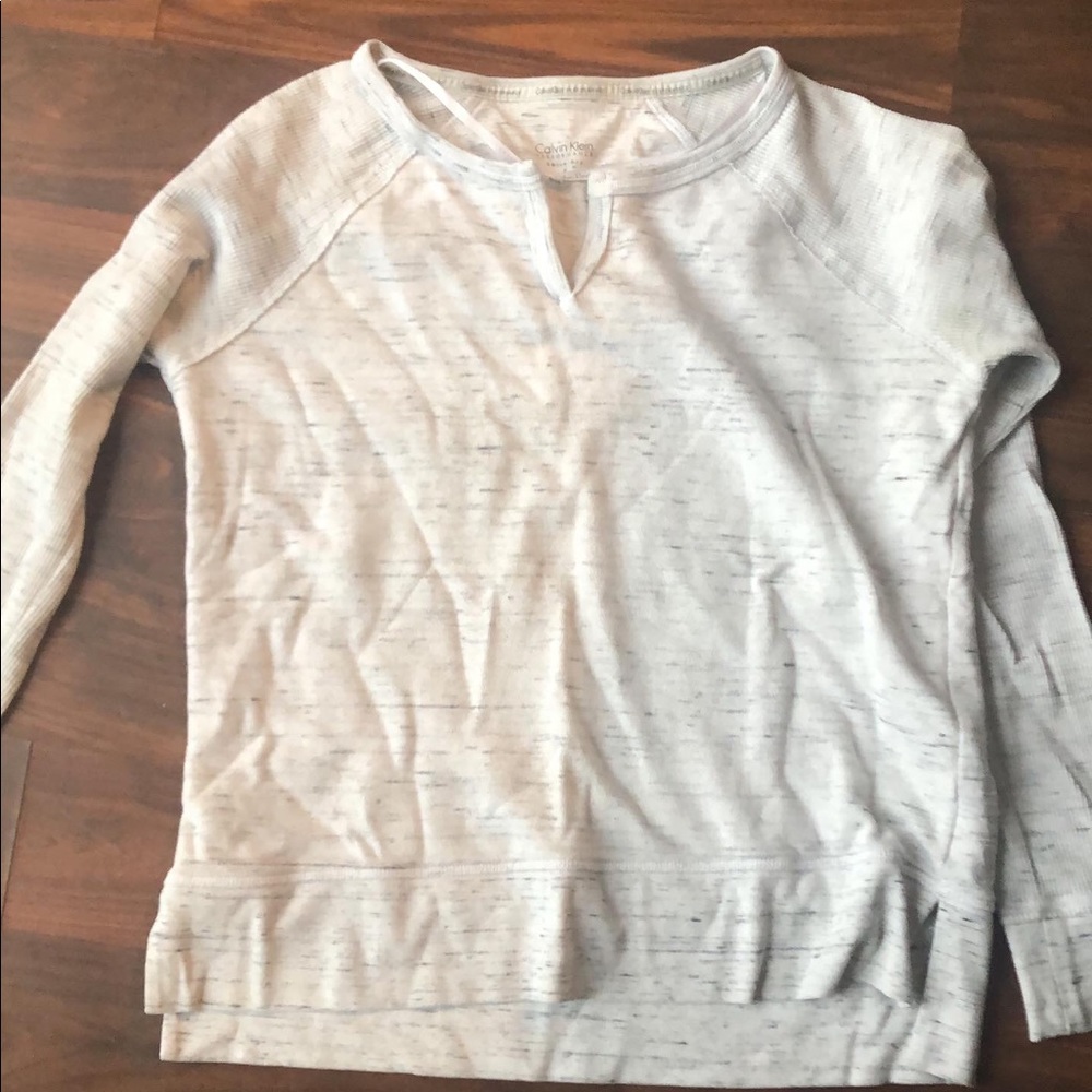 Long sleeve shirt